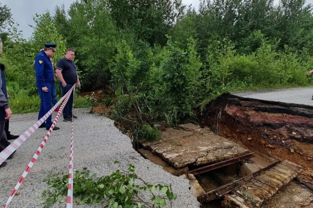 До села Южный Коспашский можно добраться объездной дорогой.
