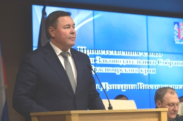 Дмитрий Свиридов возглавлял парламент третьего созыва.