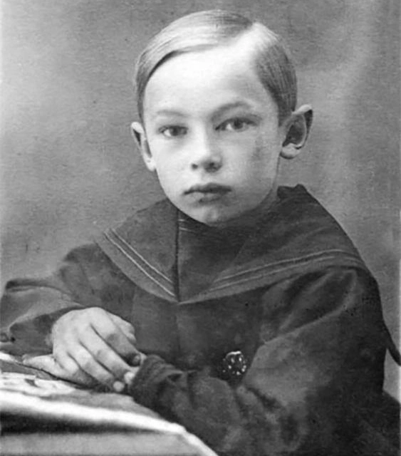 Саша Зацепин в детстве.