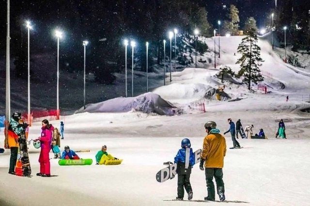 Россияне начали бронировать отели на горнолыжных курортах Северного Кавказа ещё летом.