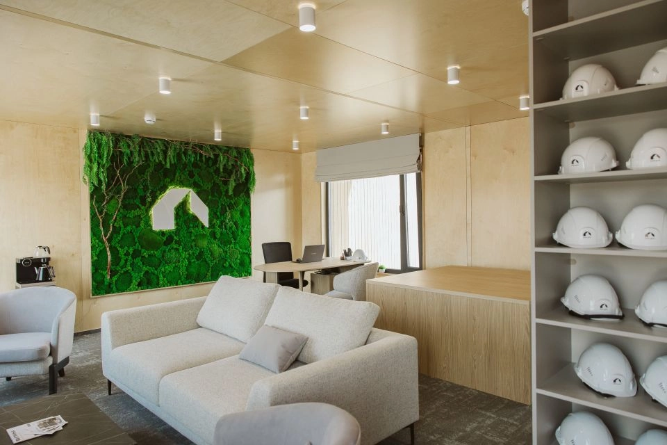 Офис продаж апартаментов на строительной площадке комплекса 