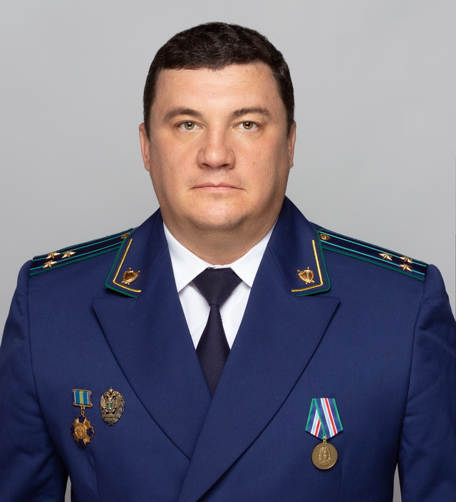 Хабаровский транспортный прокурор Валерий Иванюшев.