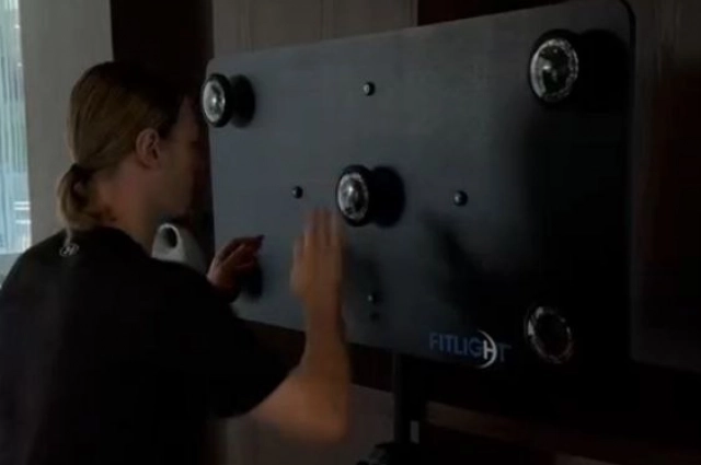 Матвей Сафонов тренируется на базе родного клуба.