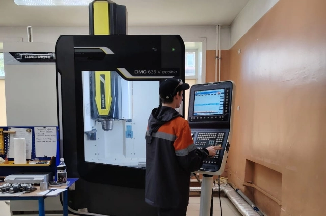 Студент Хабаровского автомеханического колледжа