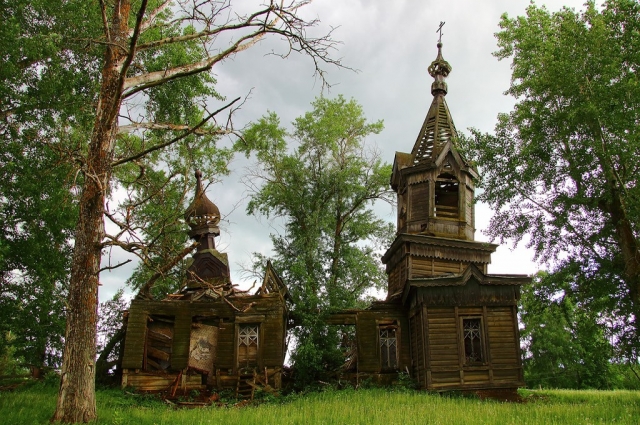 Церковь в деревне Андреевцы.