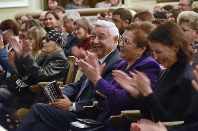 Среди зрителей были председатель Госсовета Фарид Мухаметшин с супругой Луизой Акрамовной. 