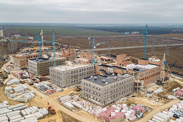 Самым знаковым и социально важным проектом уходящего года для компании стало строительство школы «Сколково-2».