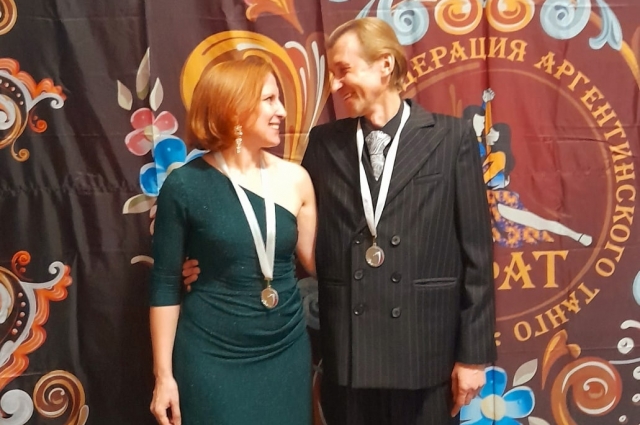 Екатерина - муза и партнерша Павла на паркете и в жизни. Именно вместе они получили серебро в Москве.