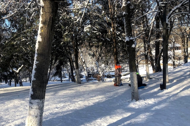 Морозный и солнечный день сулит жаркий и засушливый август.