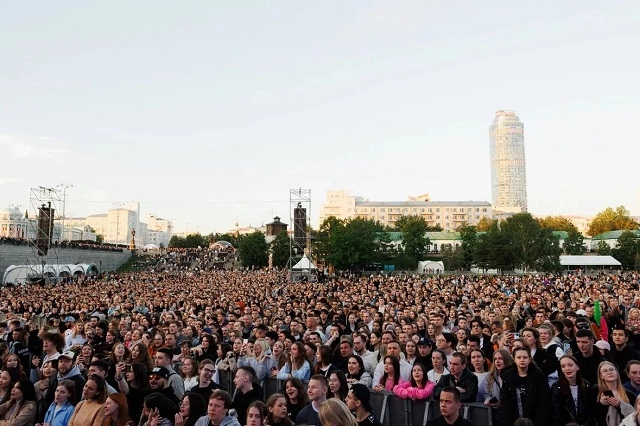 Несмотря на непогоду, фестиваль «Движение» на Урале собрал 80 тыс. человек