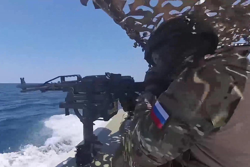 Тренировка ЧФ по борьбе с подводными диверсантами и БЭК