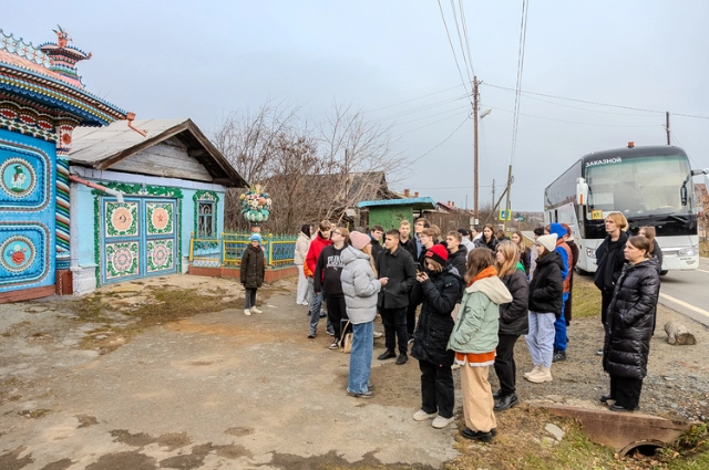 «Прости, большуха!» Уральским студентам рассказали о купеческом Невьянске