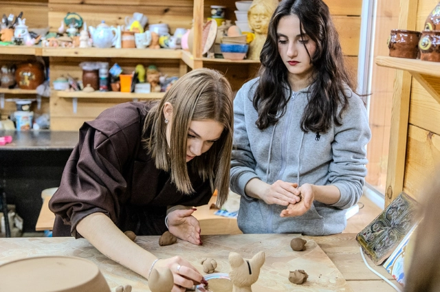 «Прости, большуха!» Уральским студентам рассказали о купеческом Невьянске