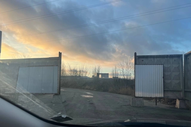 Новый участок находится на окраине города.