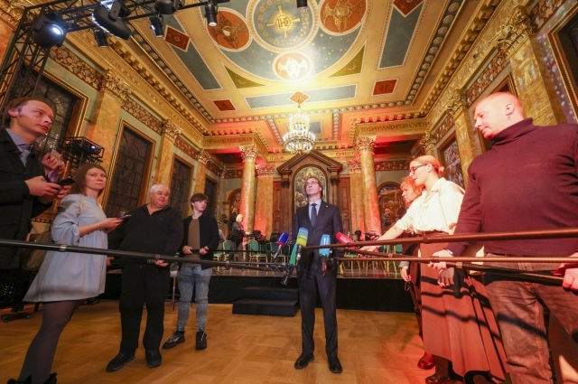 Фабио всегда в фокусе внимания.