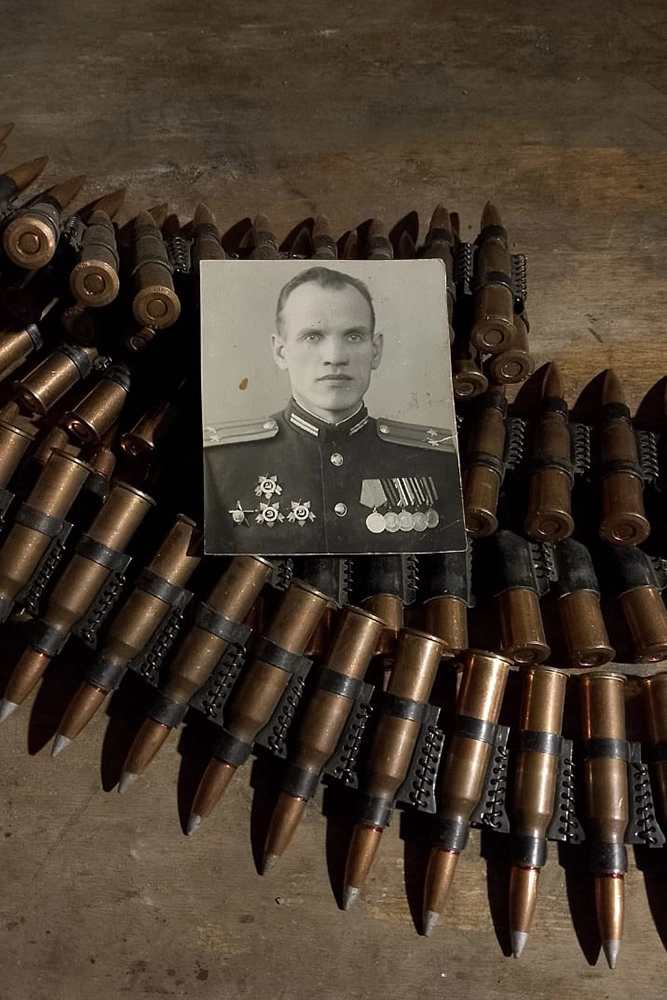 Иван Карев.