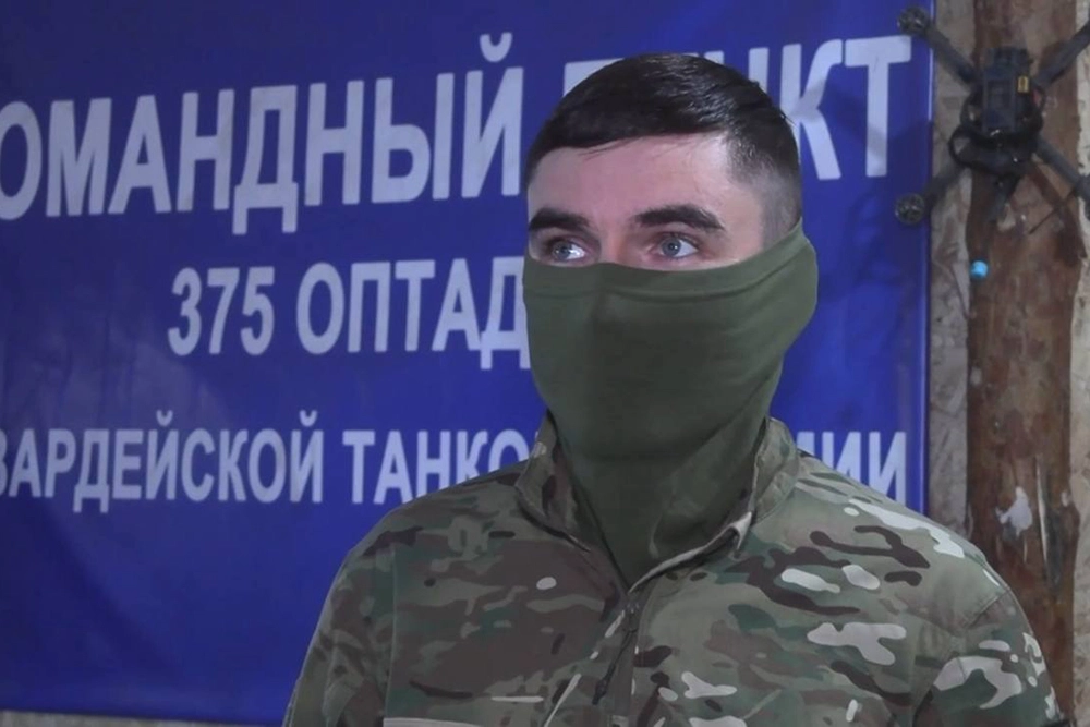 Командир дивизиона с позывным Контора. 