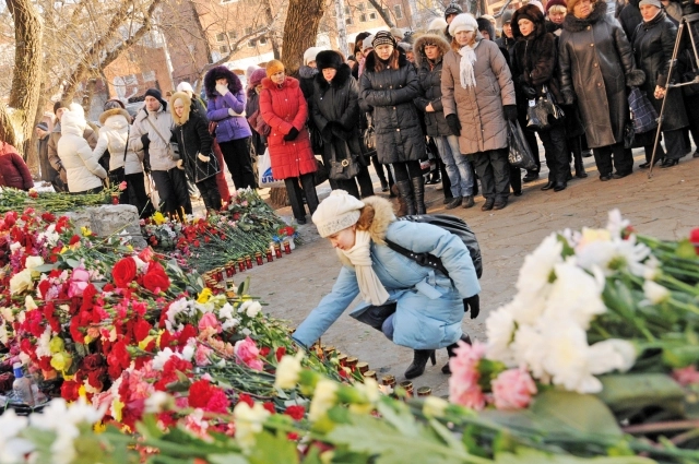 Траурное мероприятие в одну из годовщин «Хромой лошади».