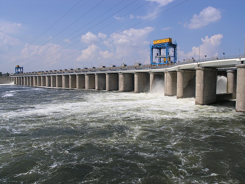 Каховская ГЭС.