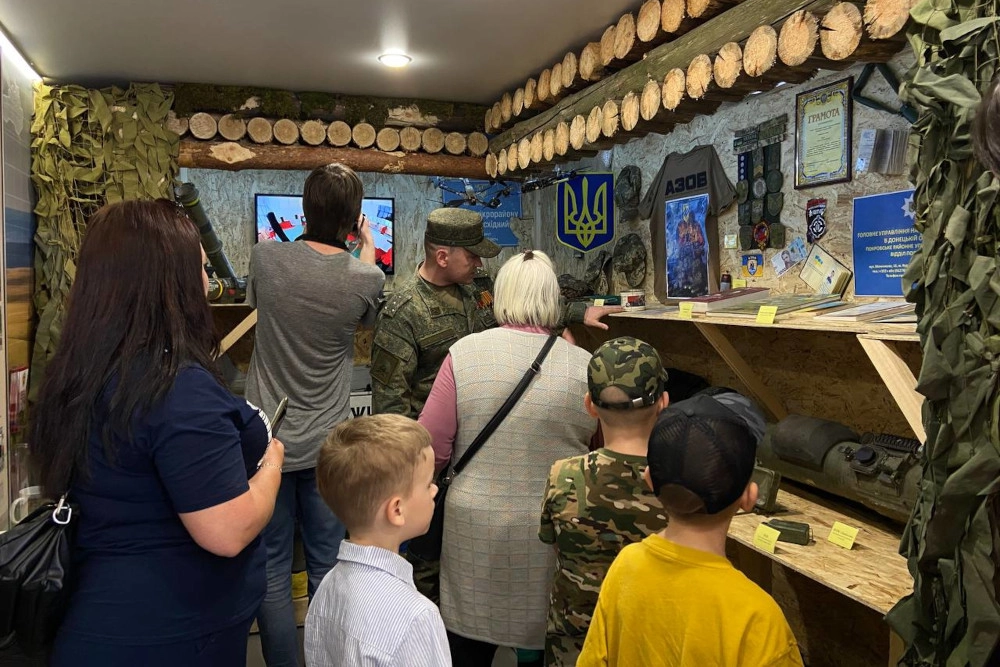 Экспозиции состава.