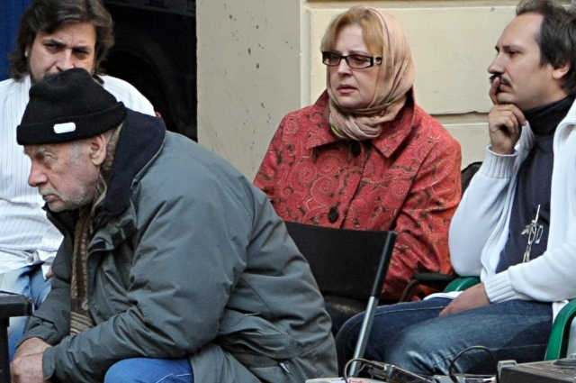 Во время съемок фильма «Три женщины Достоевского» режиссера Евгения Ташкова (слева на первом плане). В центре — жена режиссера Татьяна Ташкова.