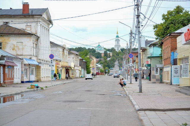 Улица Пирогова в Туле после закрытия многочисленных кафе.