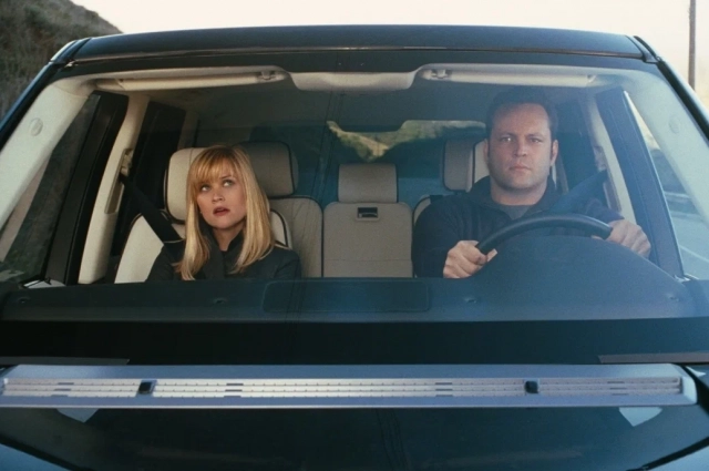 «Тот, с кем воюешь больше всех — больше похож на тебя». Фото: кадр из фильма «Четыре рождества»