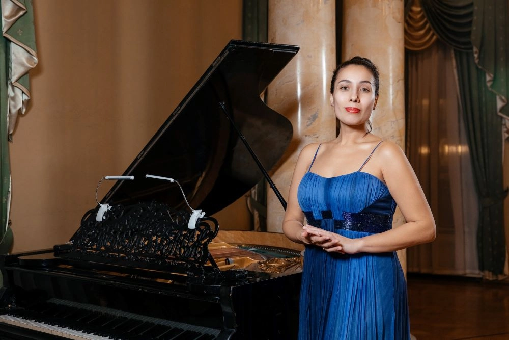 Елена Носова.