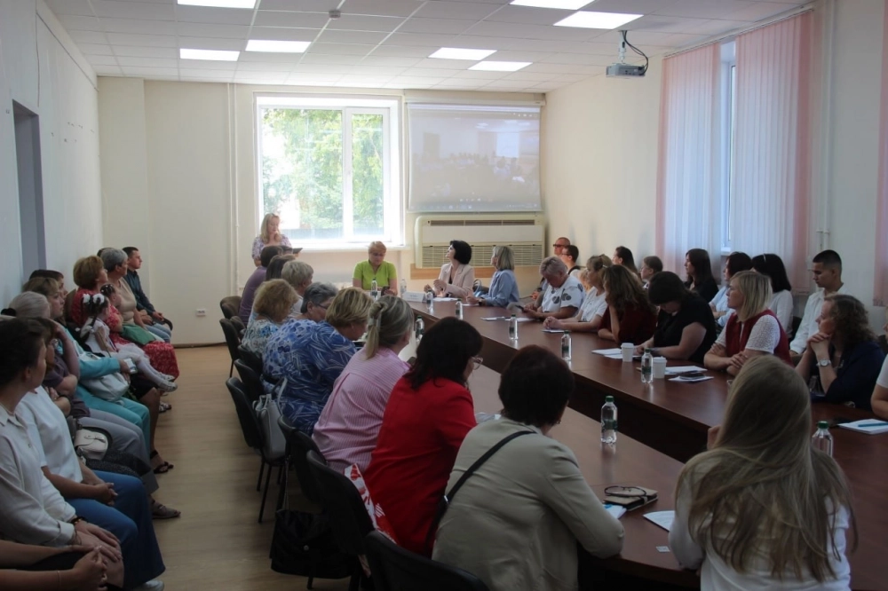 орум прошёл в гибридном формате, в нём приняли участие представители 15 регионов России, около 150 человек. Ещё 123 участника из тридцати двух регионов были подключены онлайн