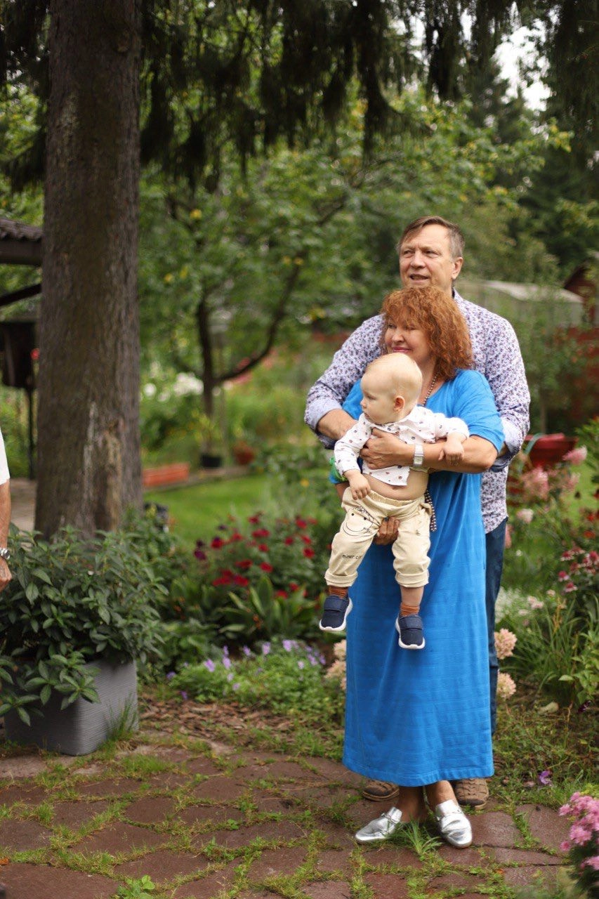 Счастливая семья.