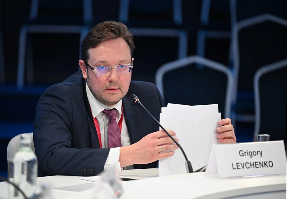 Григорий Левченко.