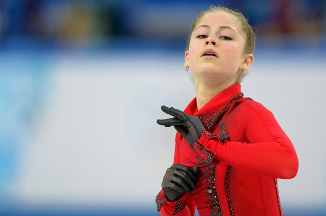 Юлия Липницкая в произвольной программе женского одиночного катания командных соревнований по фигурному катанию на XXII зимних Олимпийских играх в Сочи