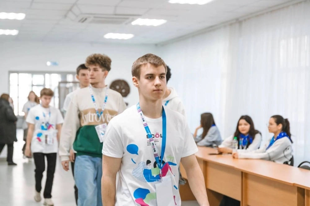 Кирилл участвовал в заключительном этапе олимпиады по немецкому языку в 2024 году в Самаре.