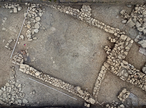 Археологи расчистили постройку.