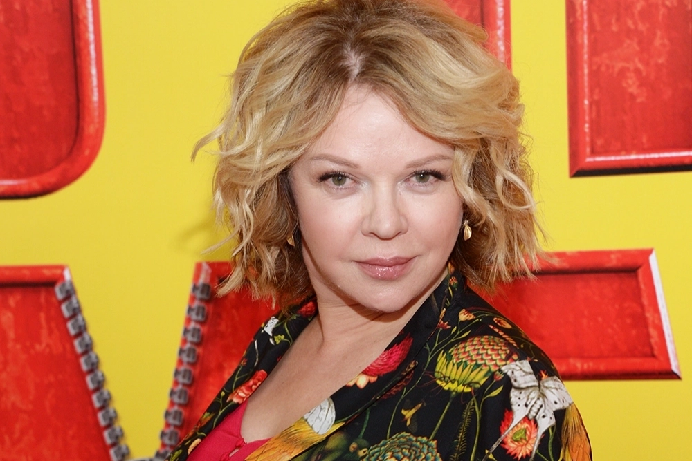 Елена Валюшкина прославилась еще в молодости, запомнившись зрителям ролью большеглазой романтичной Маши из «Формулы любви».