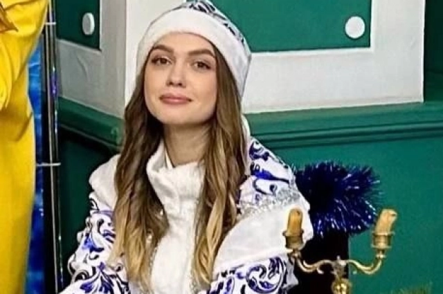 Елена Денисова выступает в образе Снегурочки уже 10 лет.