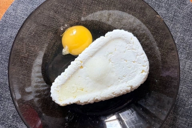 Классические ленивые вареники готовятся из простых продуктов, которые есть почти в каждом доме