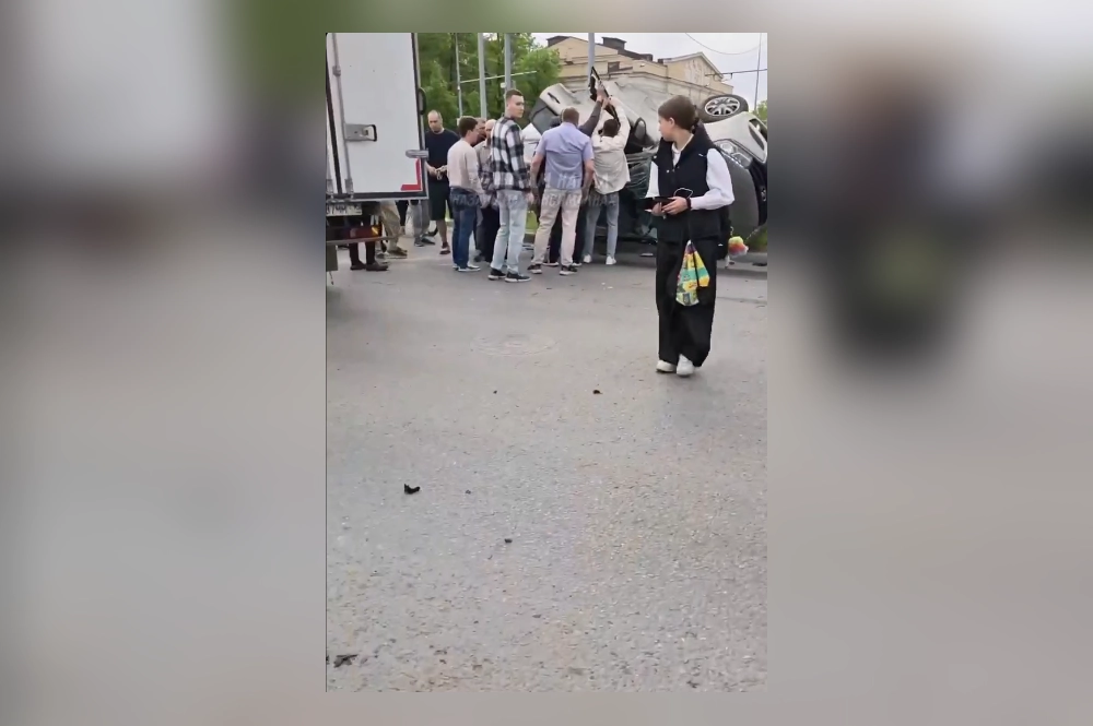 В результате ДТП пострадали люди.