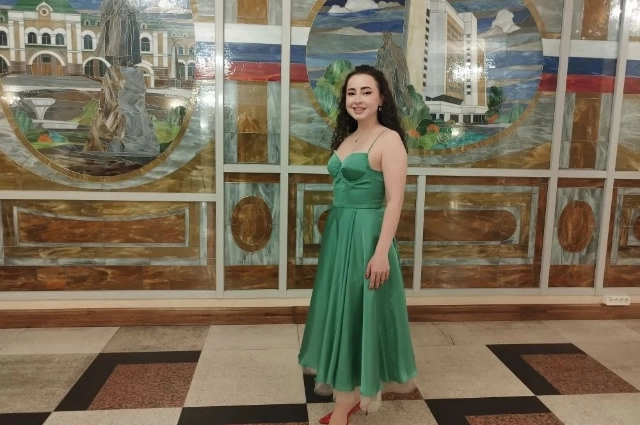 Александра Сидельникова.