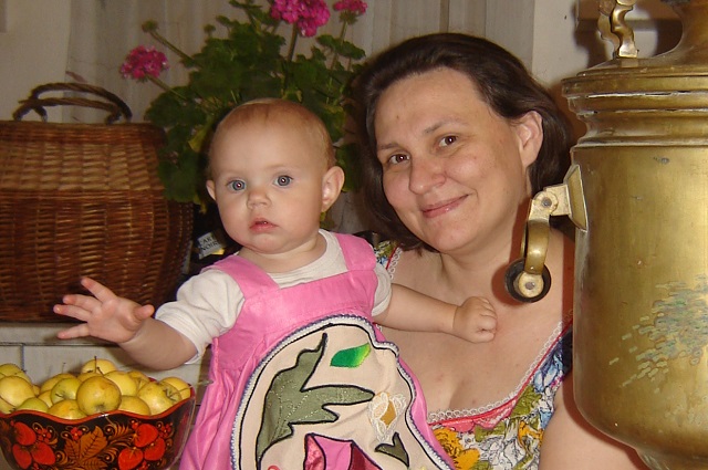 Марина Заватская с ребенком
