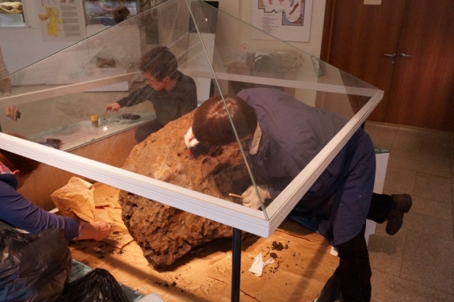 Челябинский метеорит в музее