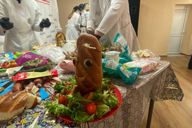 Сом и сомик – от команды «Веселые ватрушки».