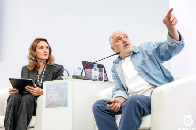 Сбер на ИННОПРОМ-2025 провел стратсессию по креативным индустриям на Урале