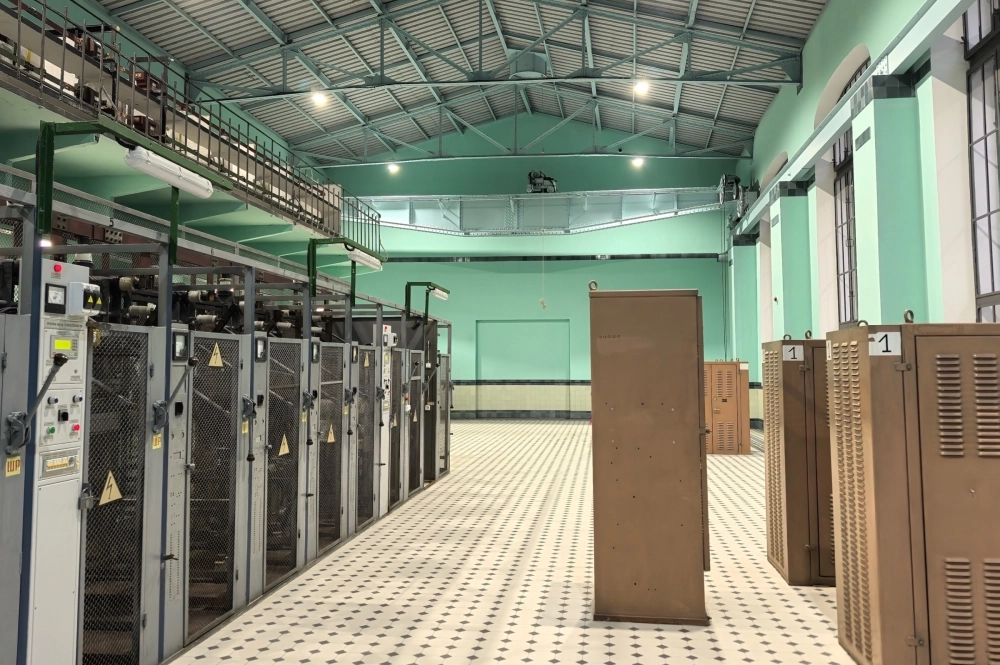 Современное оборудование в историческом здании Трансформаторная подстанция на 11-й Красноармейской улице после реставрационных работ.