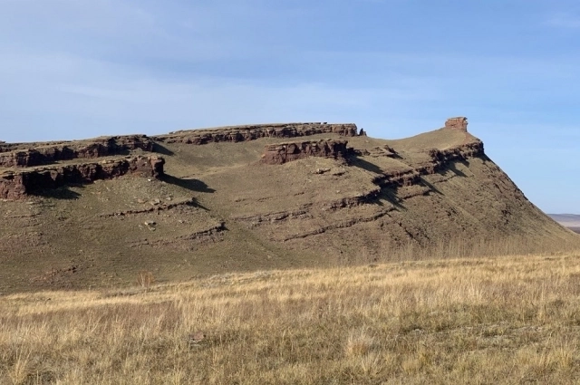 Высота Сундуков достигает 200 метров.