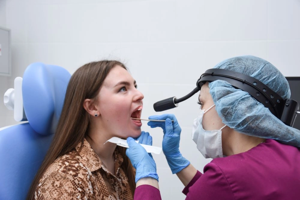 Прием у лора.