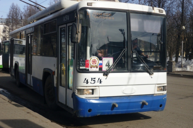 Троллейбус №4 еще раньше сменил на посту автобус №40.