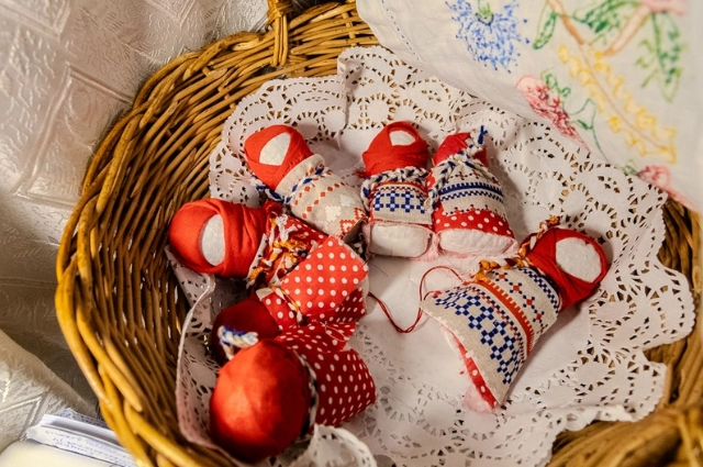 Плакать не о чем! В Усть-Утке соседствуют души сплавщиков и Сергея Есенина