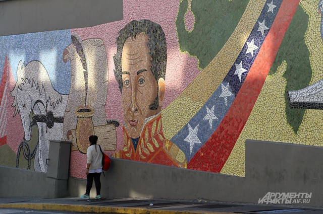 Симон Боливар. Граффити в Каракасе, Венесуэла.