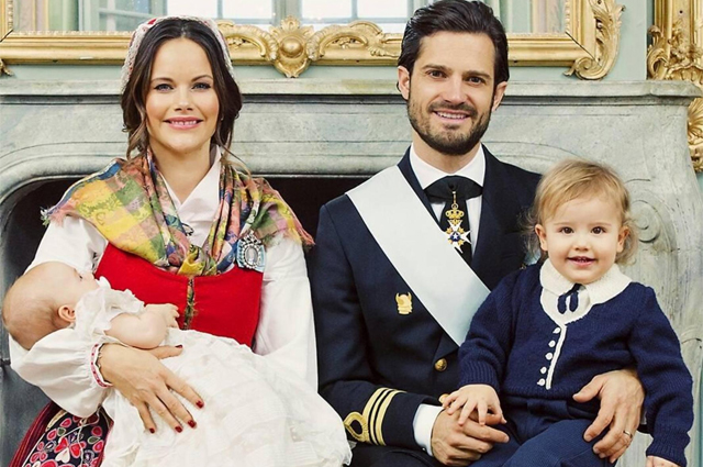 Князь Карл Филипп и принцесса София Хелльквист c детьми. 2017 г.